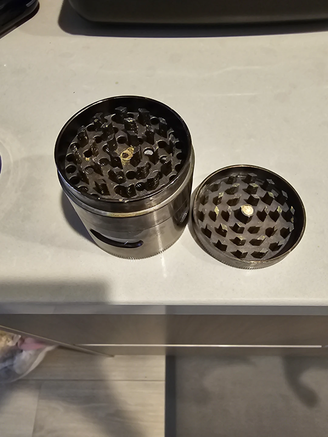 Metal Herb Grinder with Viewing Window - photo 2