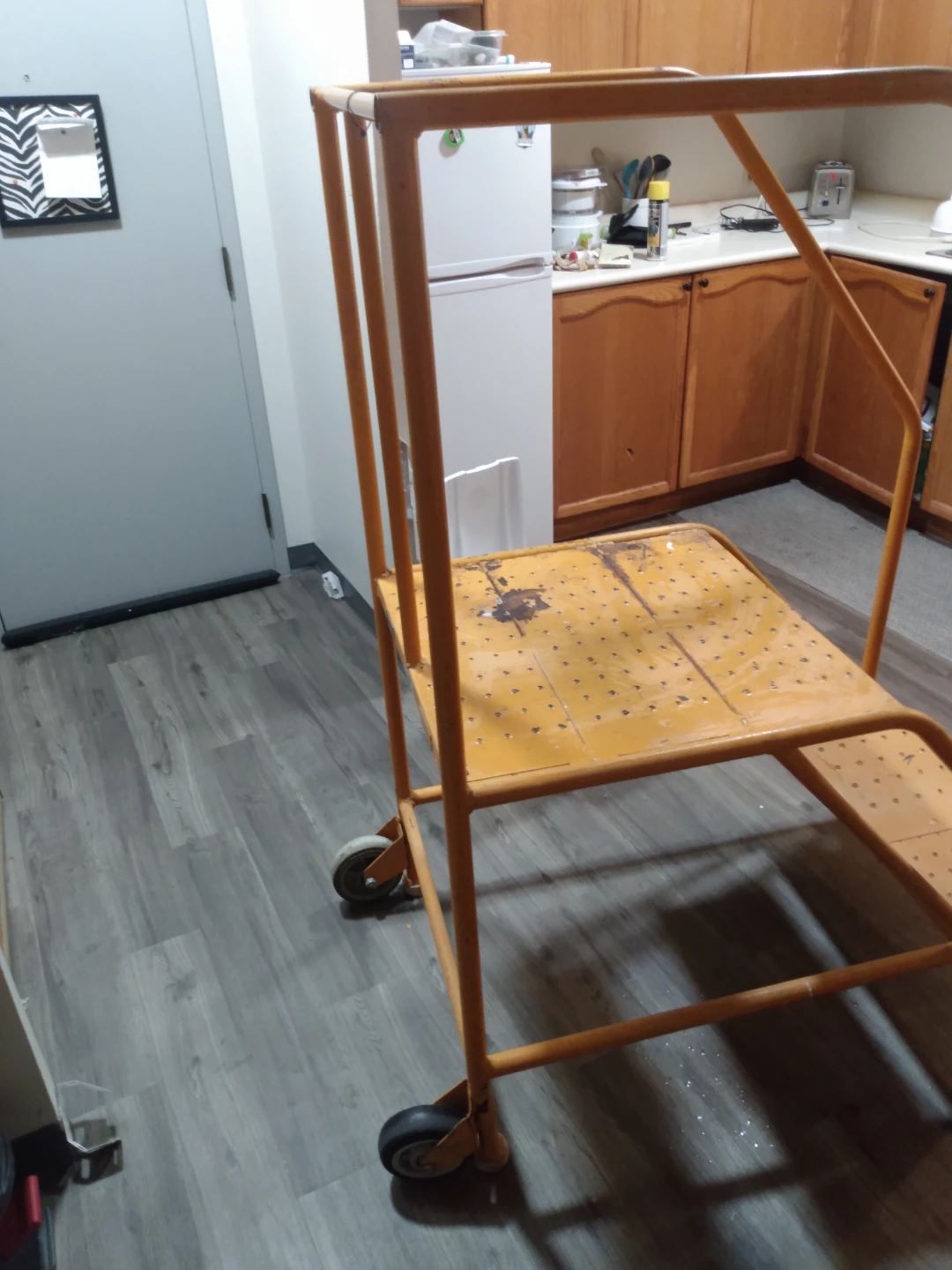 Mobile Industries Rolling Safety Ladder - photo 4