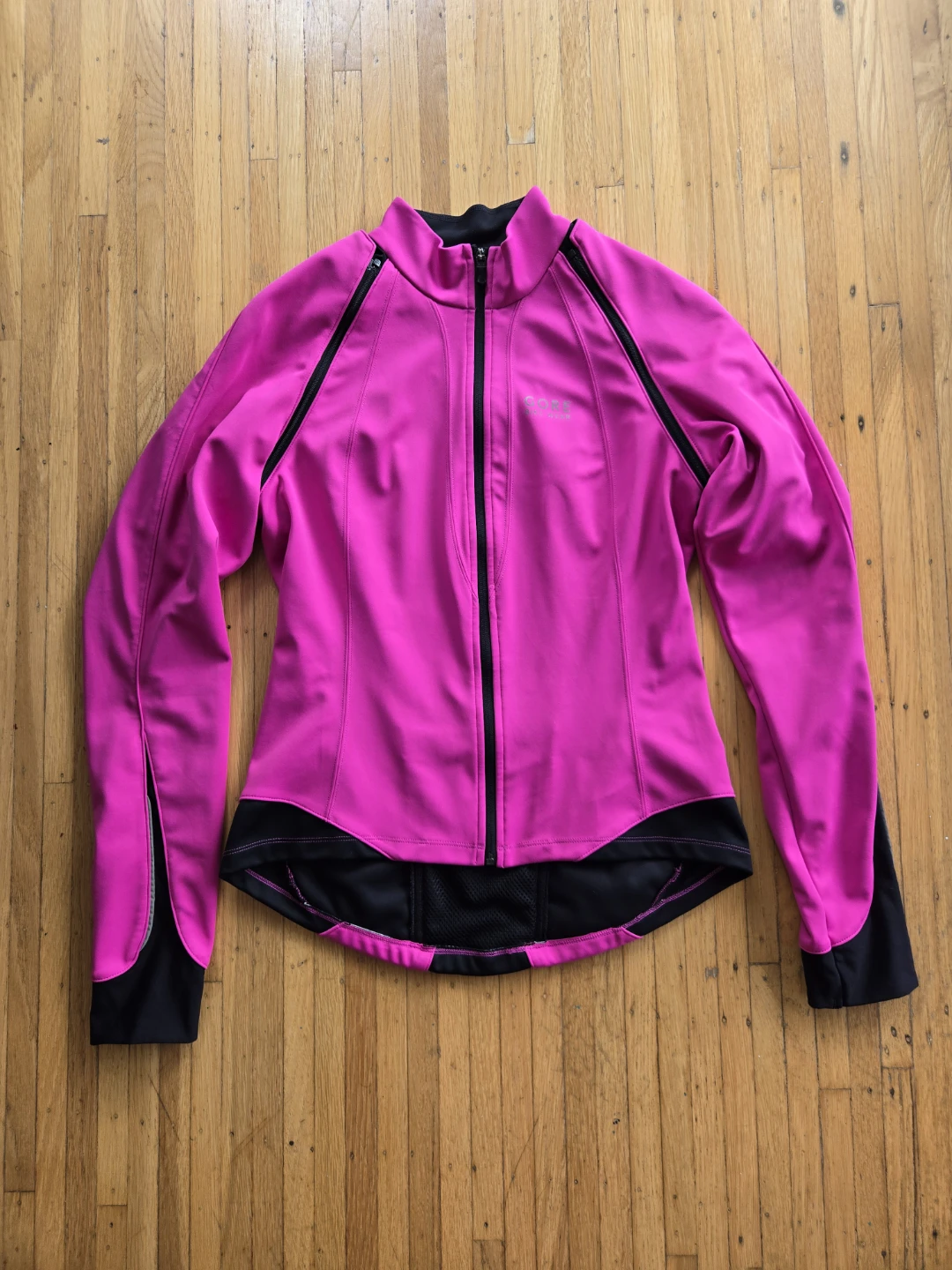 Gore Wear womens Windstopper Soft Shell Jacket