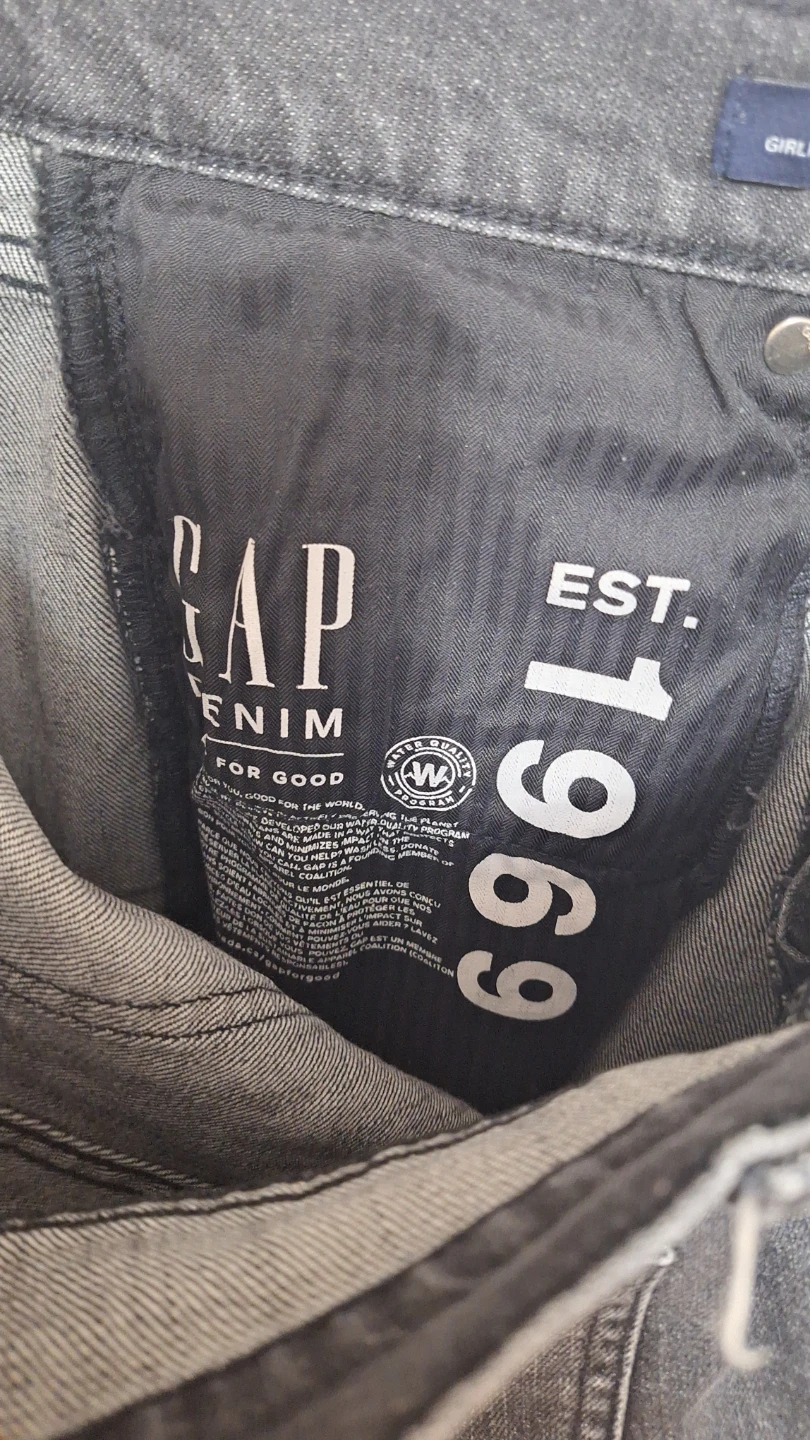 Gap Girlfriend Jeans Black - Size 28 - photo 4
