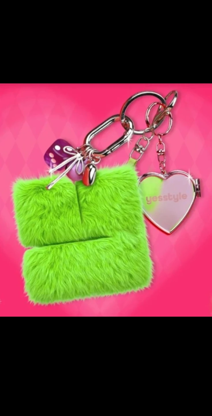 🏈 YesStyle Glow & Roll Keychain - photo 2