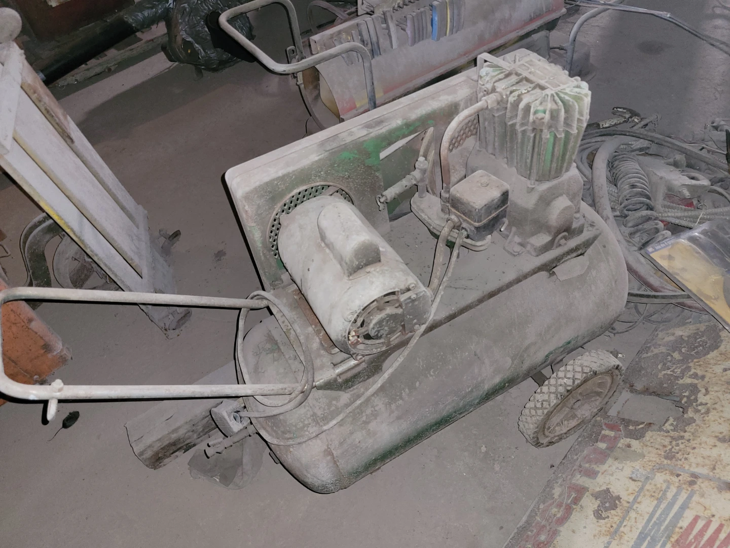 Portable Air Compressor 220volt