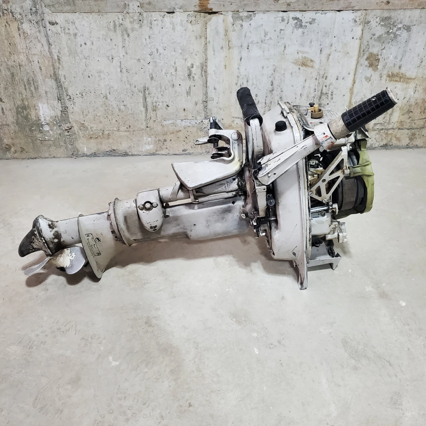 Vintage OMC 10 HP Outboard Motor