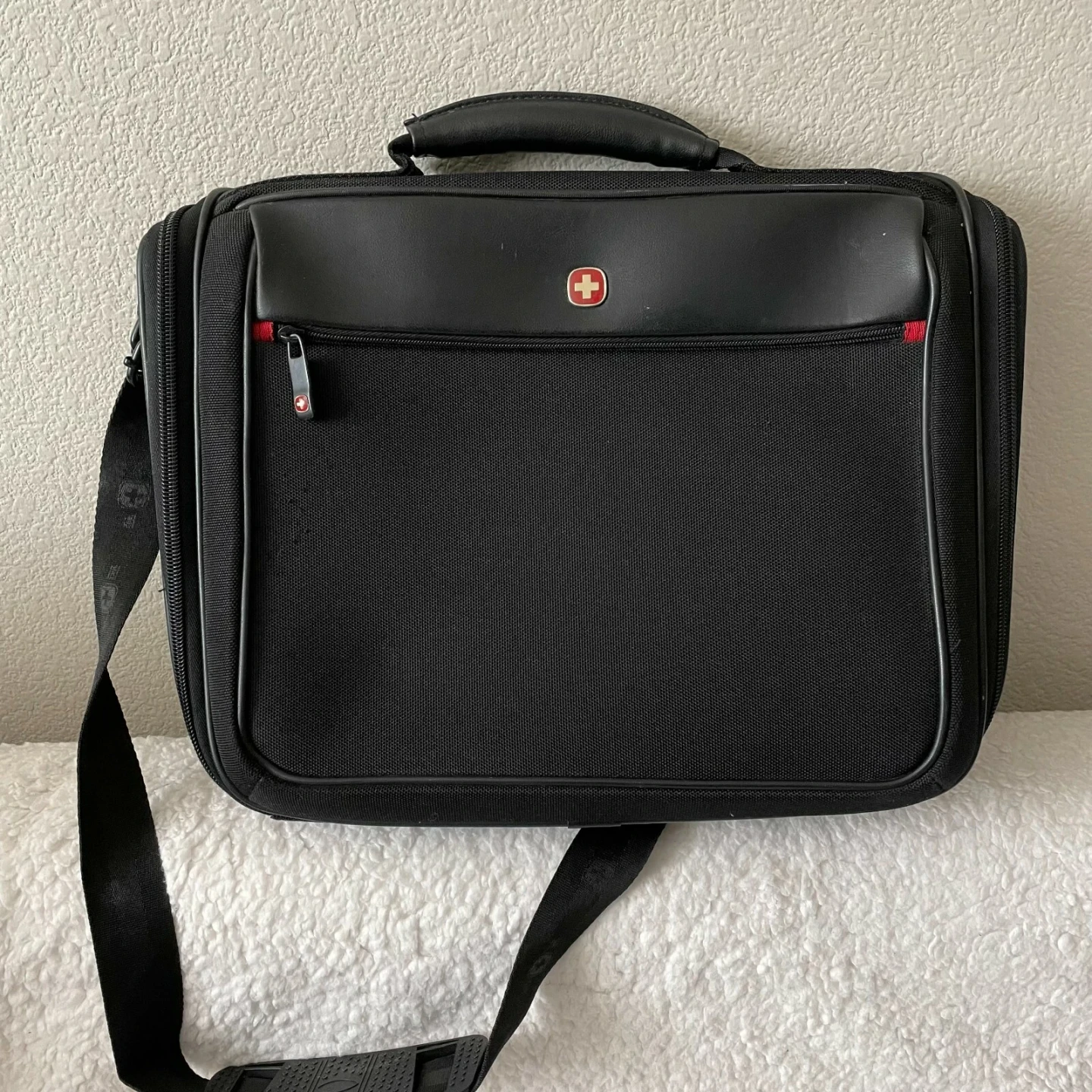 New Wenger Black Laptop Briefcase