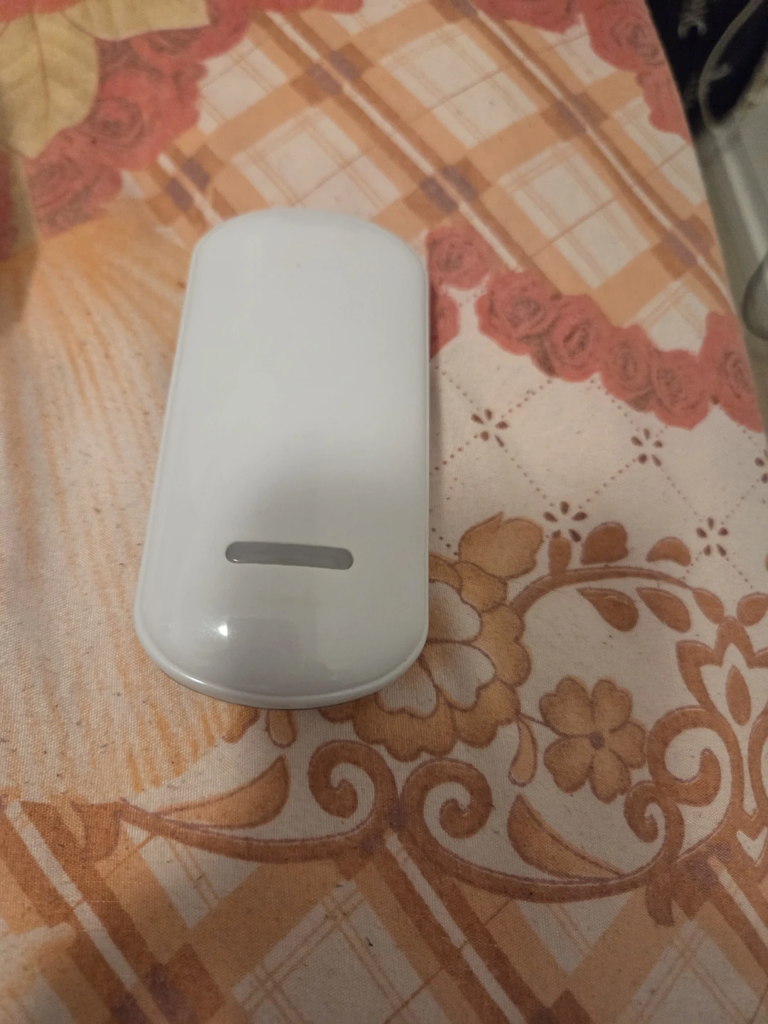 White Plastic Remote Control - photo 5