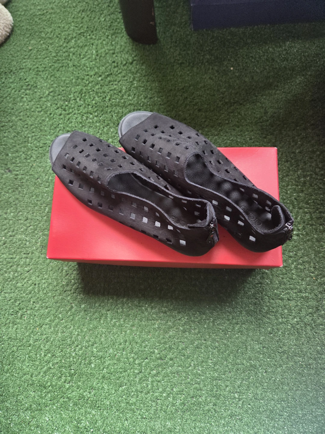 Arche black cutout sandals - photo 2