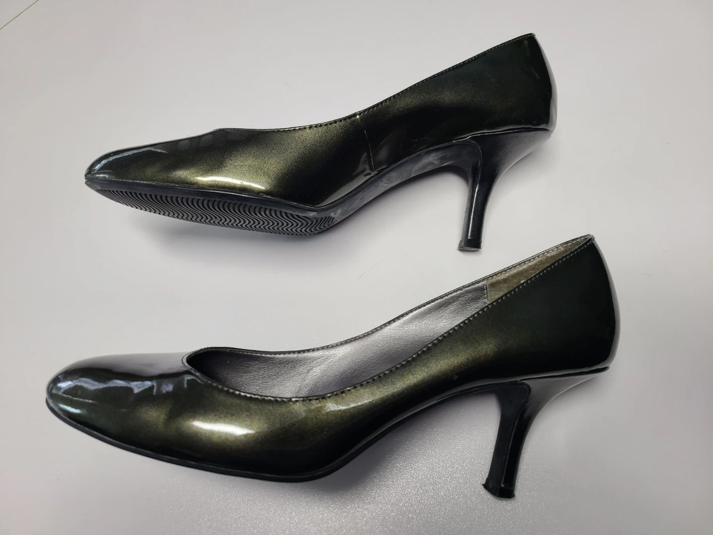 Liz Claiborne Pumps - photo 3