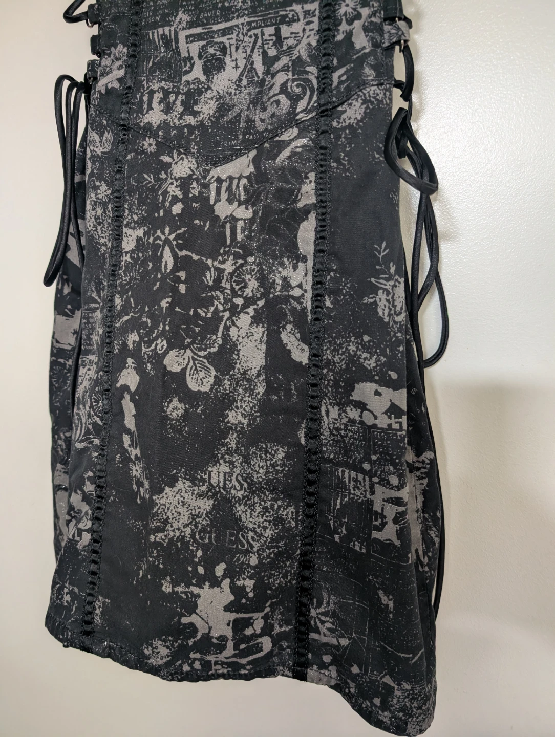 Guess Graphic Print Lace-Up Mini Dress - photo 2
