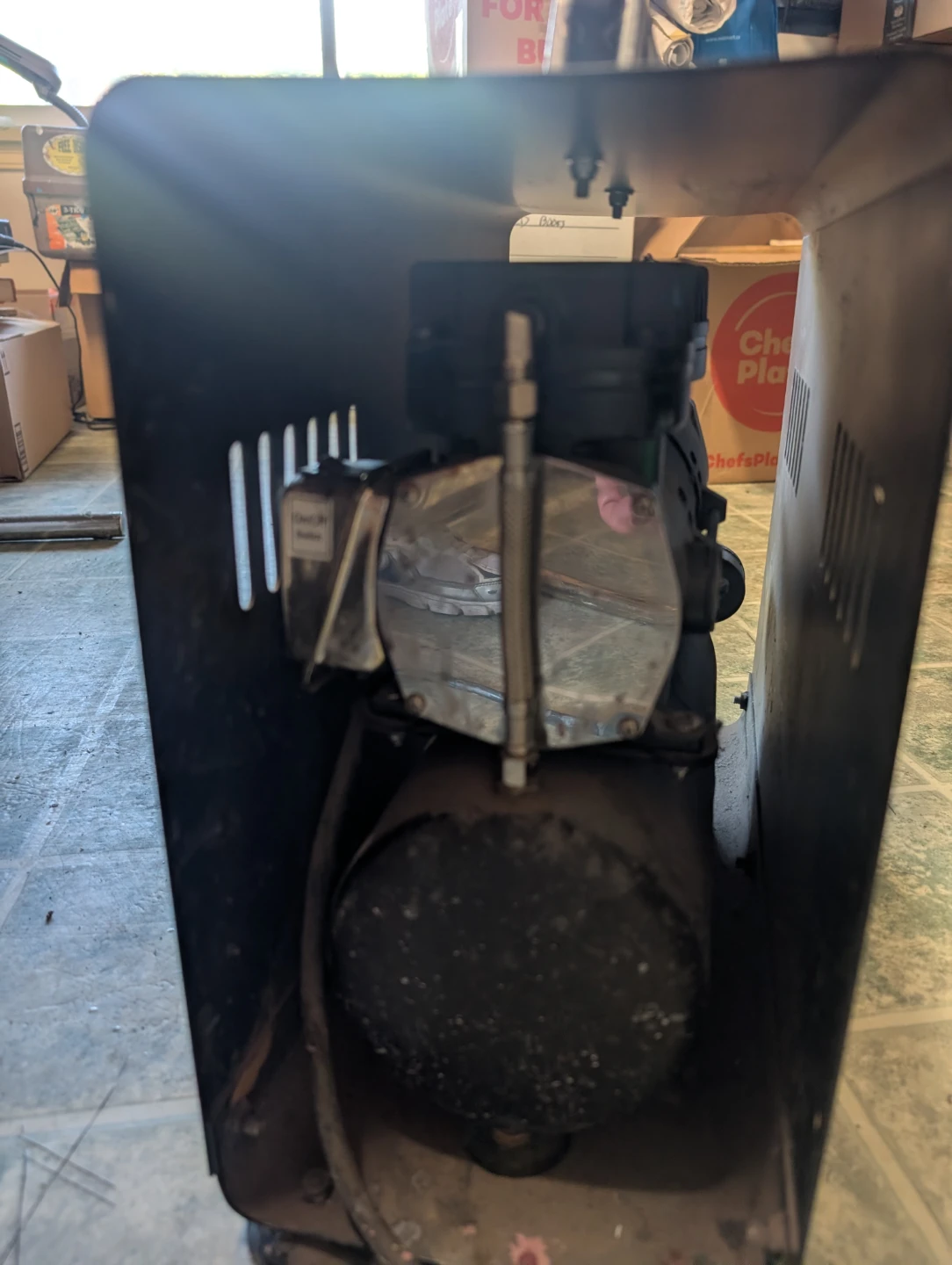Iwata Studio Series Power Jet Air Compressor - photo 3