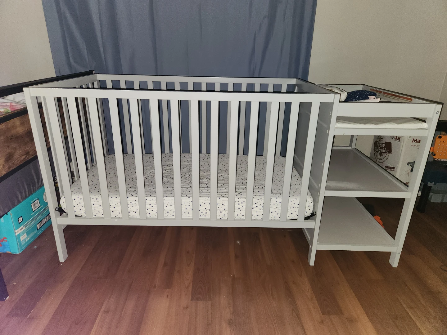 Dream On Me Hamilton 4-in-1 Crib with Changer - photo 3
