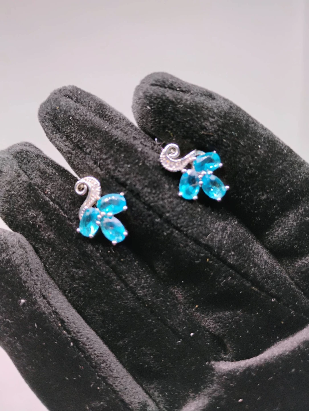 Blue Stone Floral Stud Earrings - photo 2
