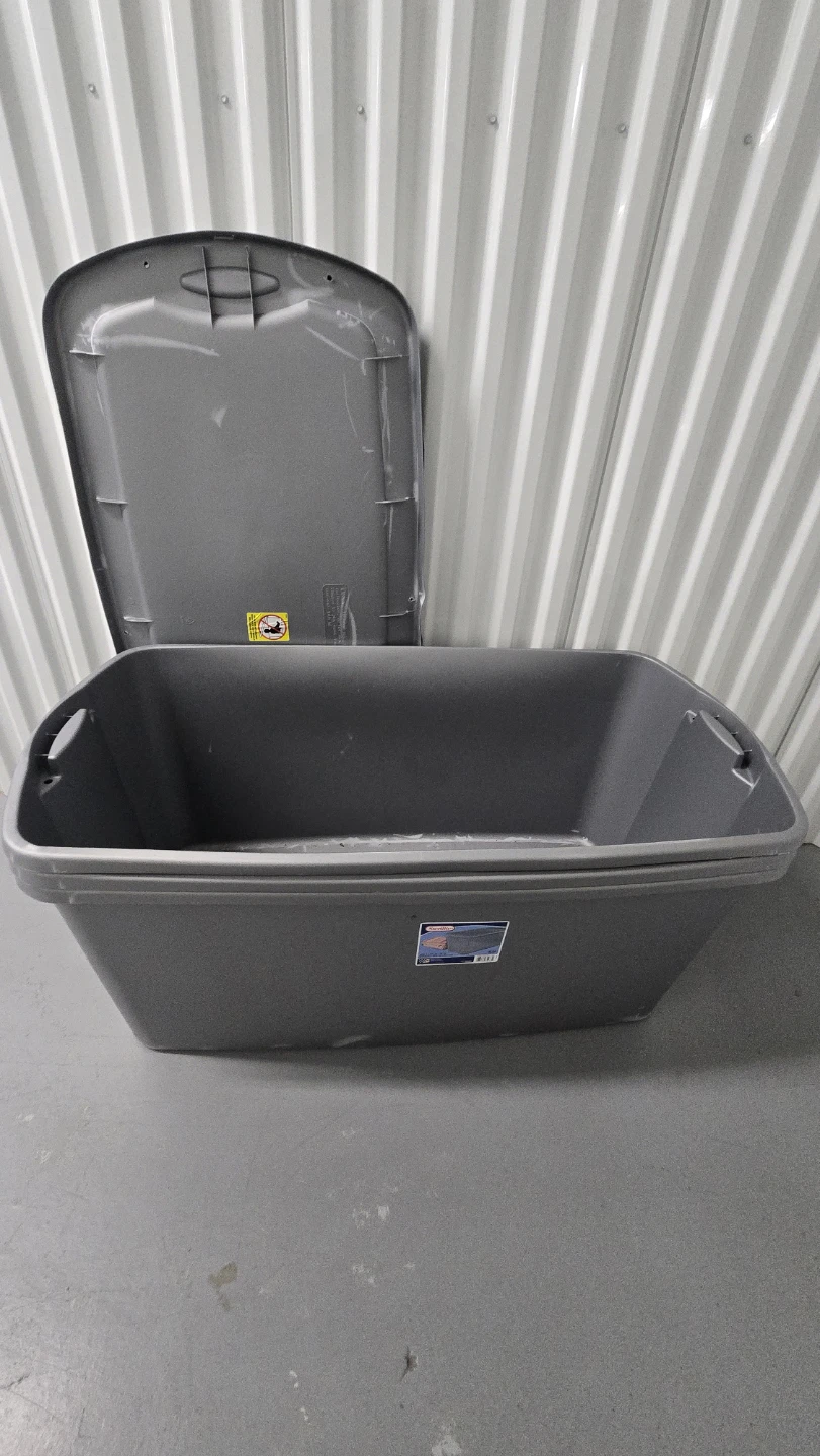 Sterilite 50 Gallon Storage Tote