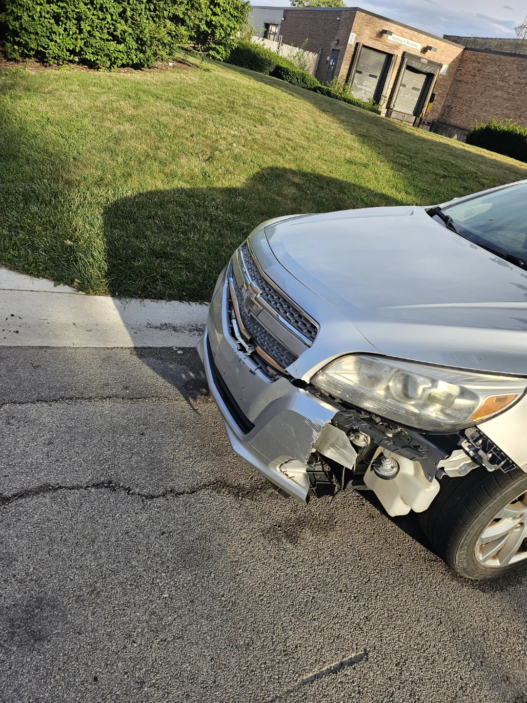 Silver Chevrolet Malibu LTZ - photo 2