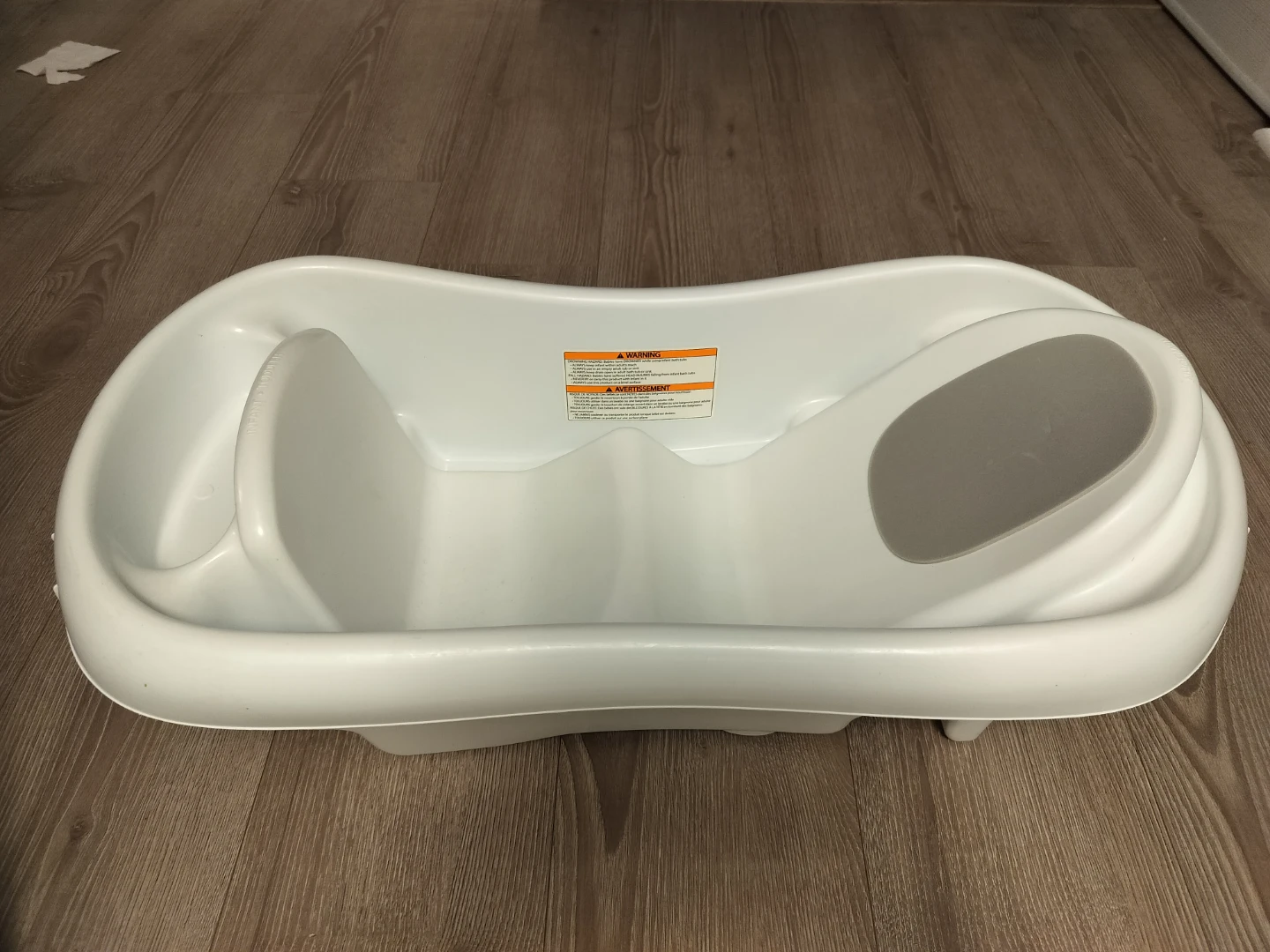 Infant Bath Tub White and Grey