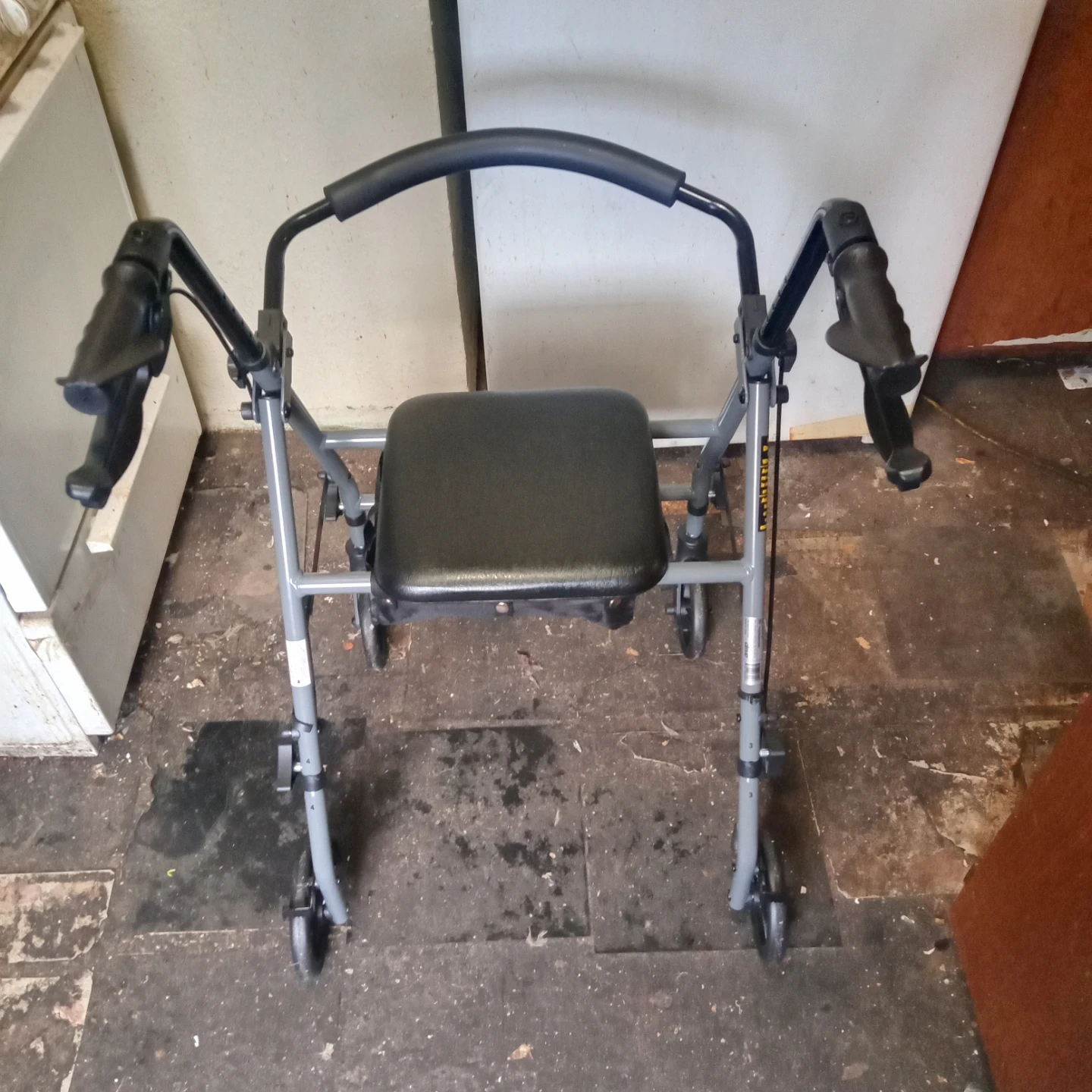 Drive Medical Rollator Walker with Seat