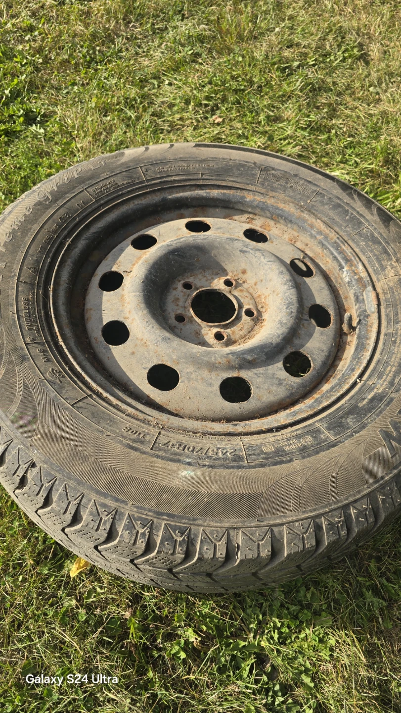 Winter Tires 245/70R17 - photo 4