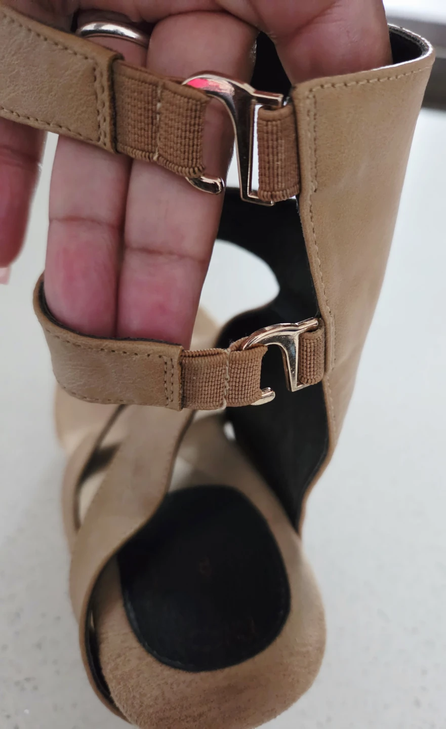 Tan and Black Wedge Sandals - photo 5