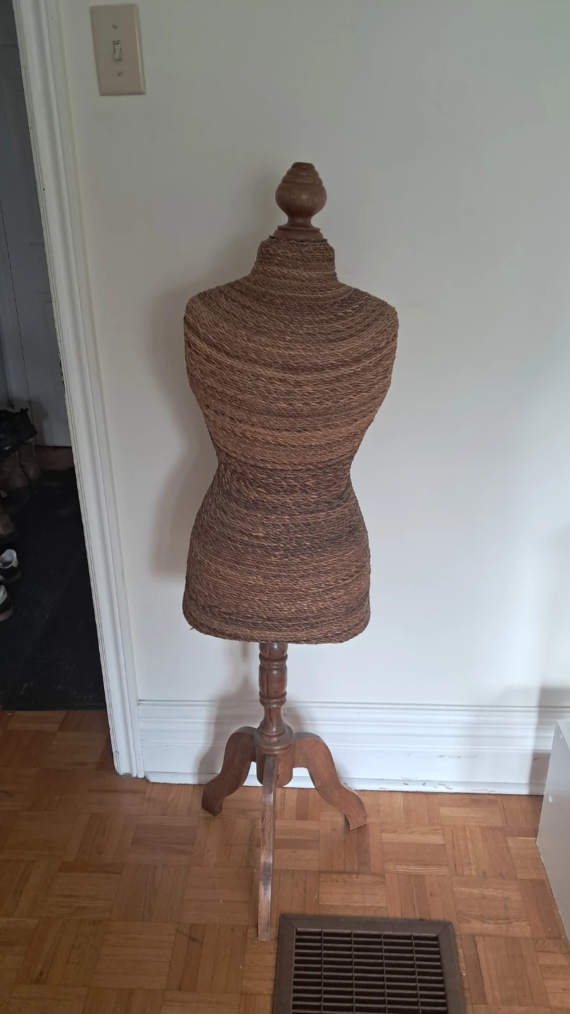 Woven Fashion Mannequin - photo 2