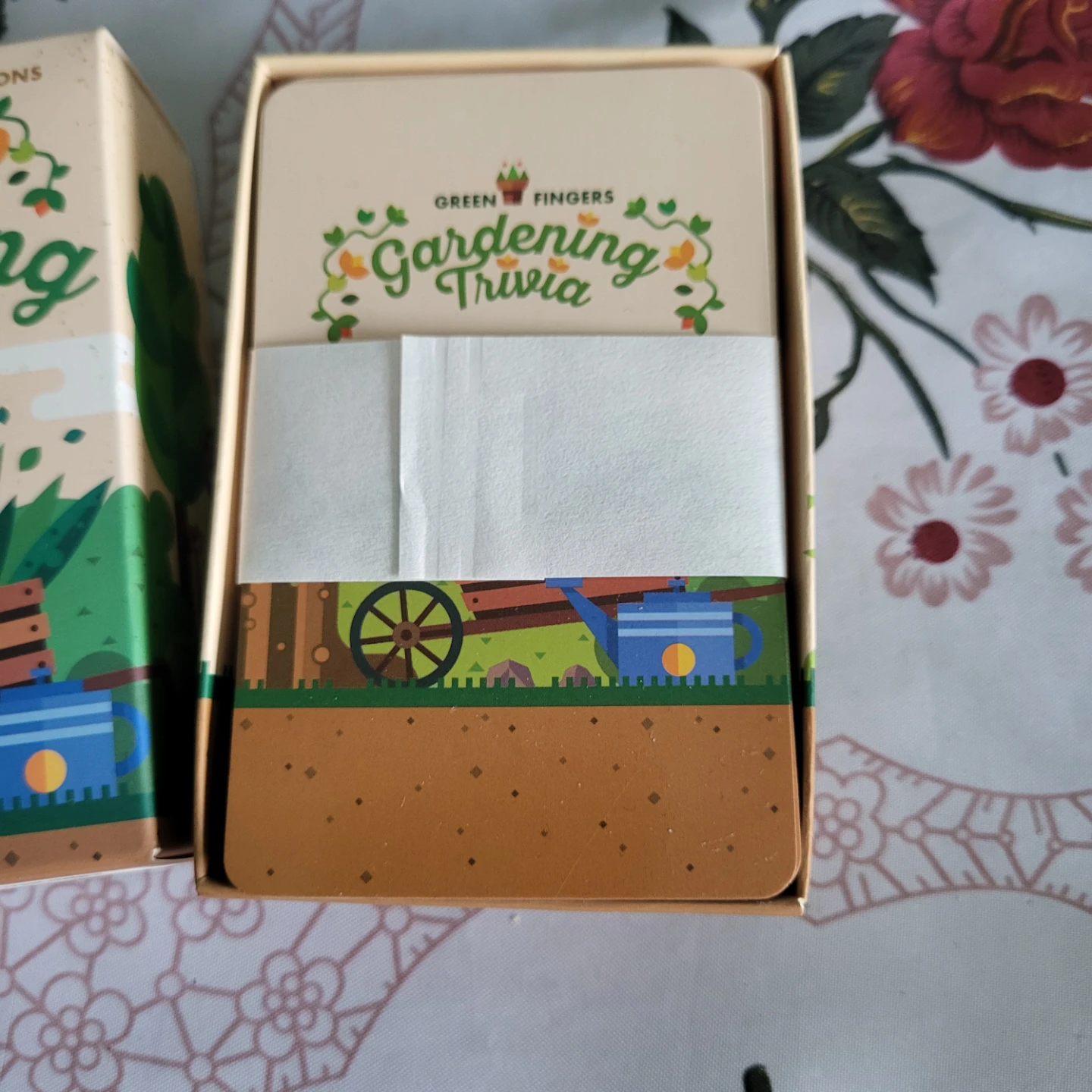 Green Fingers Gardening Trivia Card Game - photo 3