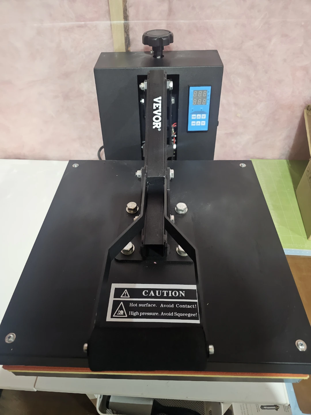 VEVOR Heat Press Machine - photo 4