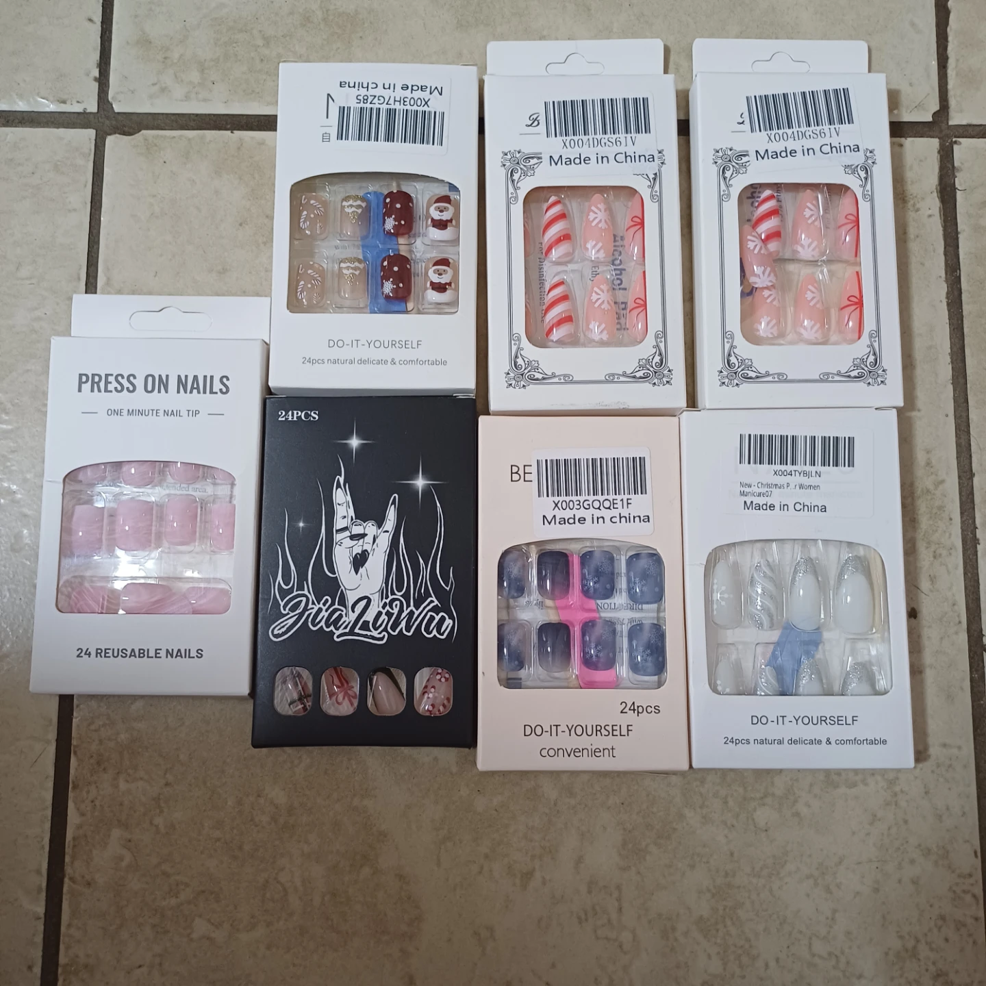 Press on nails