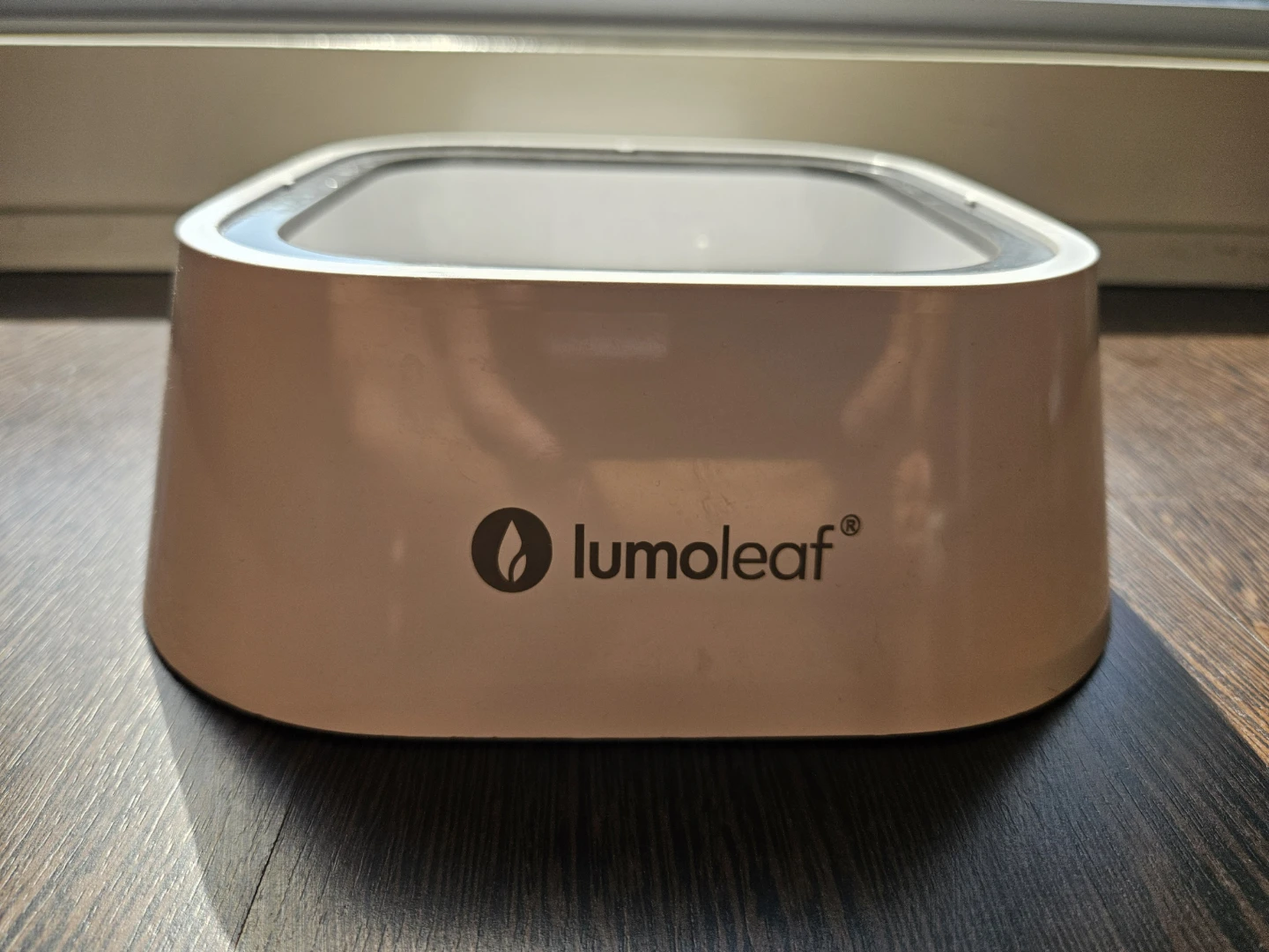 Lumoleaf Pet Water Bowl - No Spill, No Slip - photo 2
