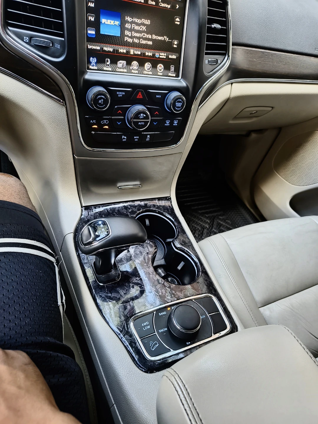 2015 Jeep Grand Cherokee Limited SUV 4x4 Great condition