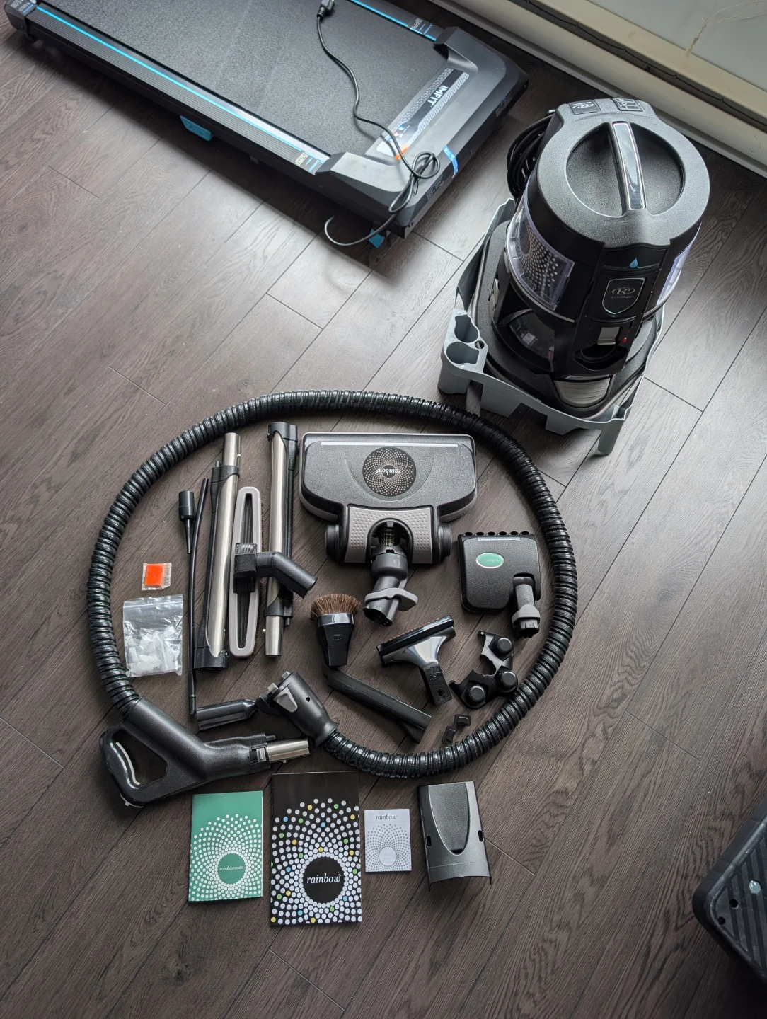 Rainbow E2 Vacuum - Works Great - photo 3