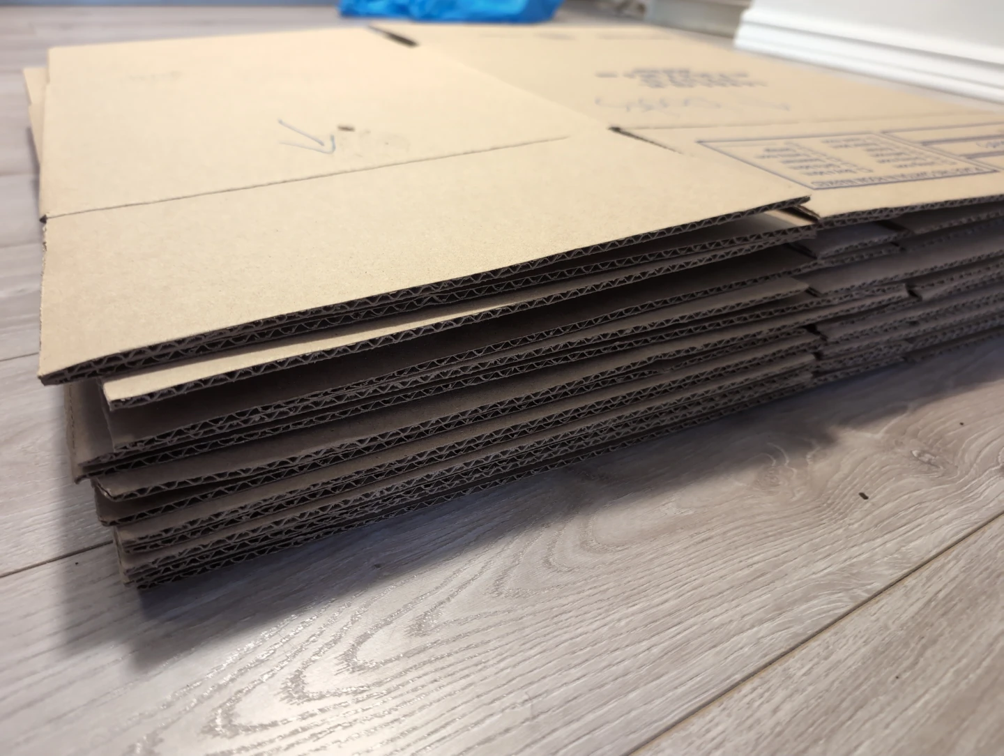 Cardboard moving boxes - photo 2