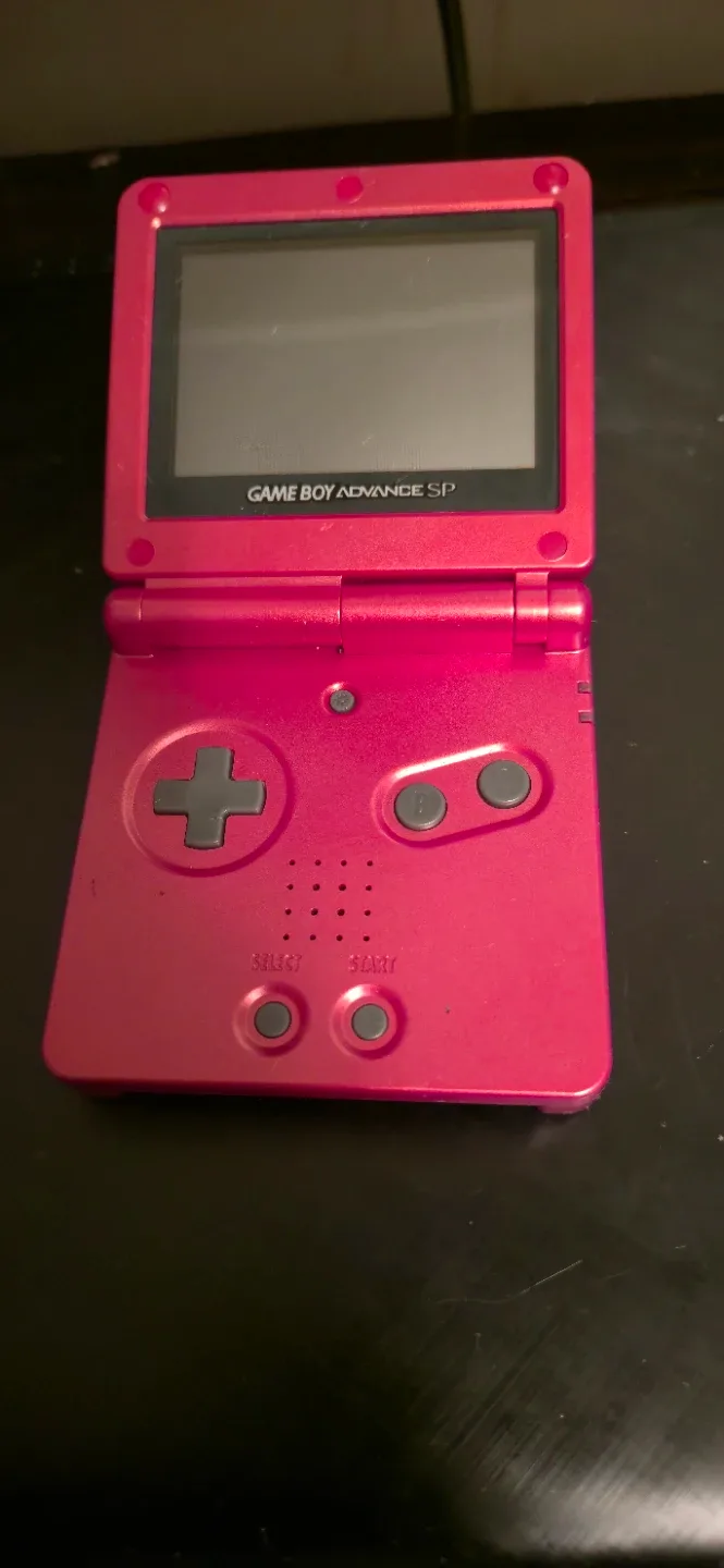 Red Nintendo Game Boy Advance SP - photo 2