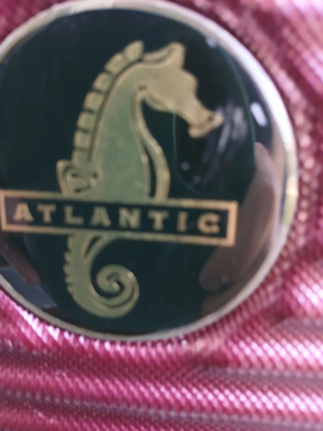 Atlantic Burgundy Hardside Spinner Suitcase - photo 2