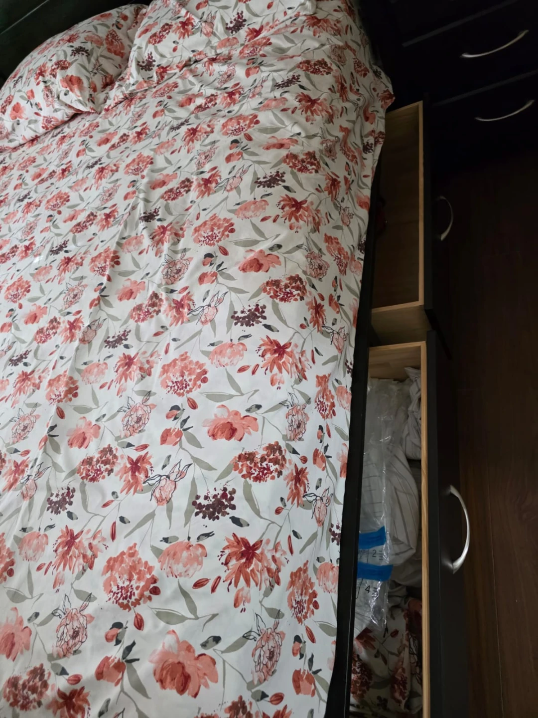 Queen Boxed Bed Frame with Nightstands - photo 3