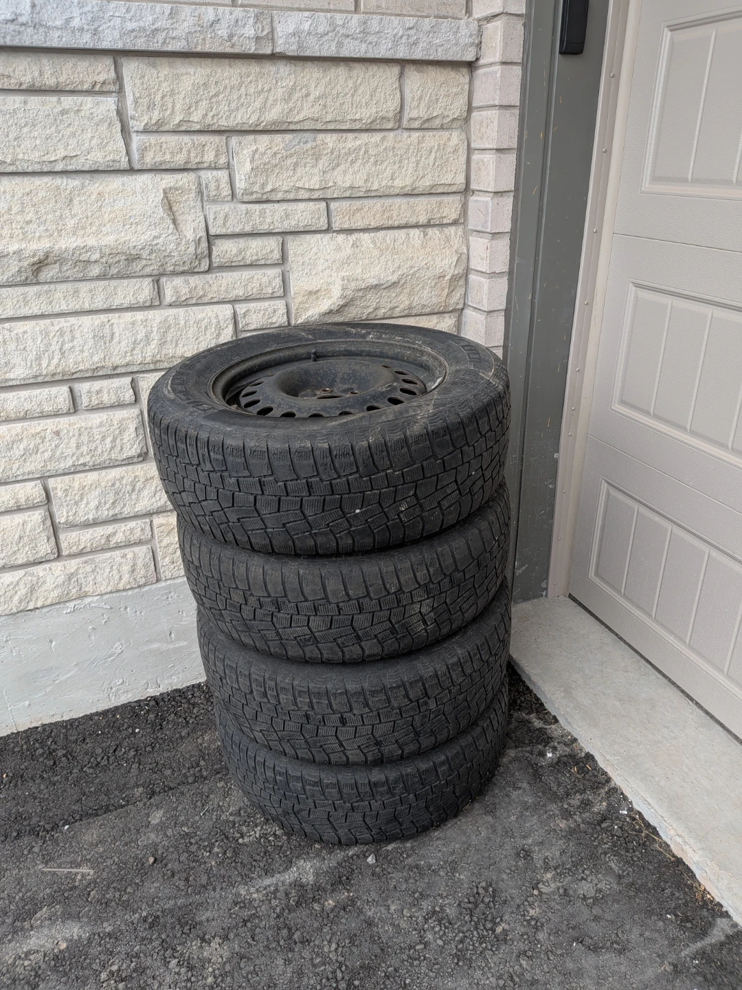 Cooper Discoverer Tires 235/65R17
