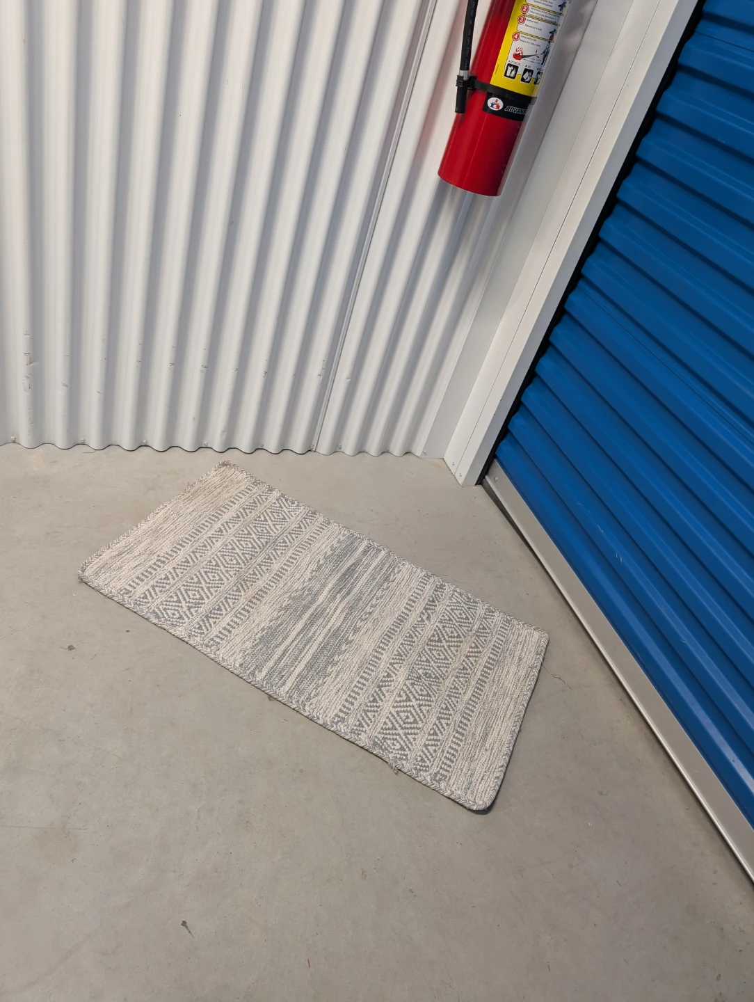Blue-Grey and White Patterned Accent Rug 100% Cotton - photo 3