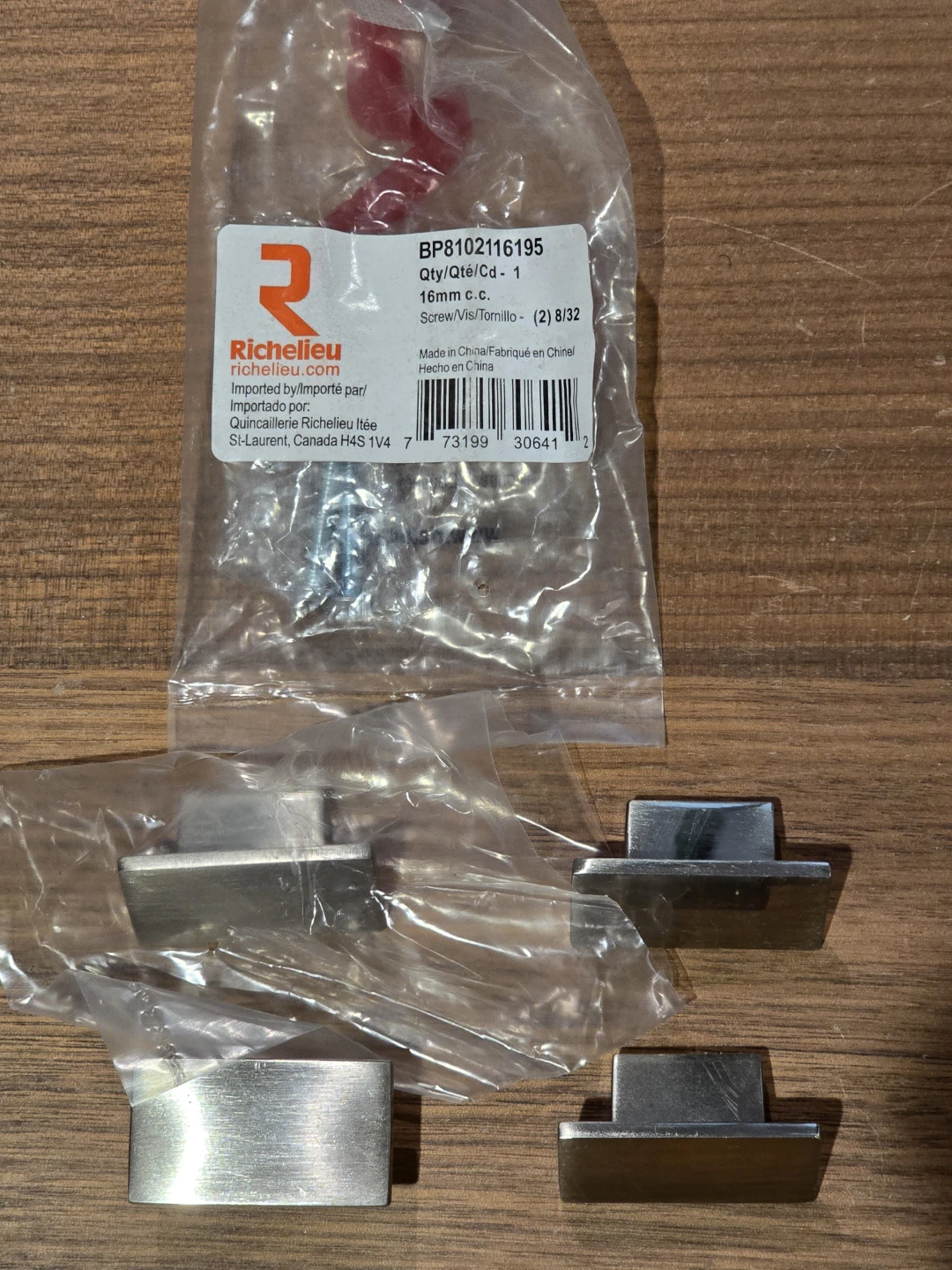 Richelieu Assorted Cabinet Hardware and Hook - photo 3