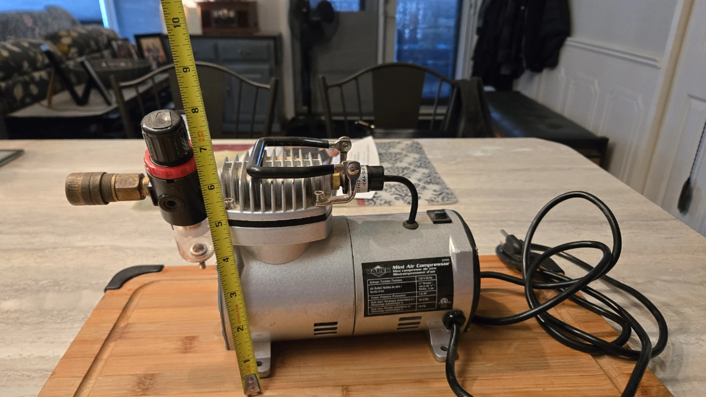 Vaper Mini Air Compressor 1/6 HP - photo 2