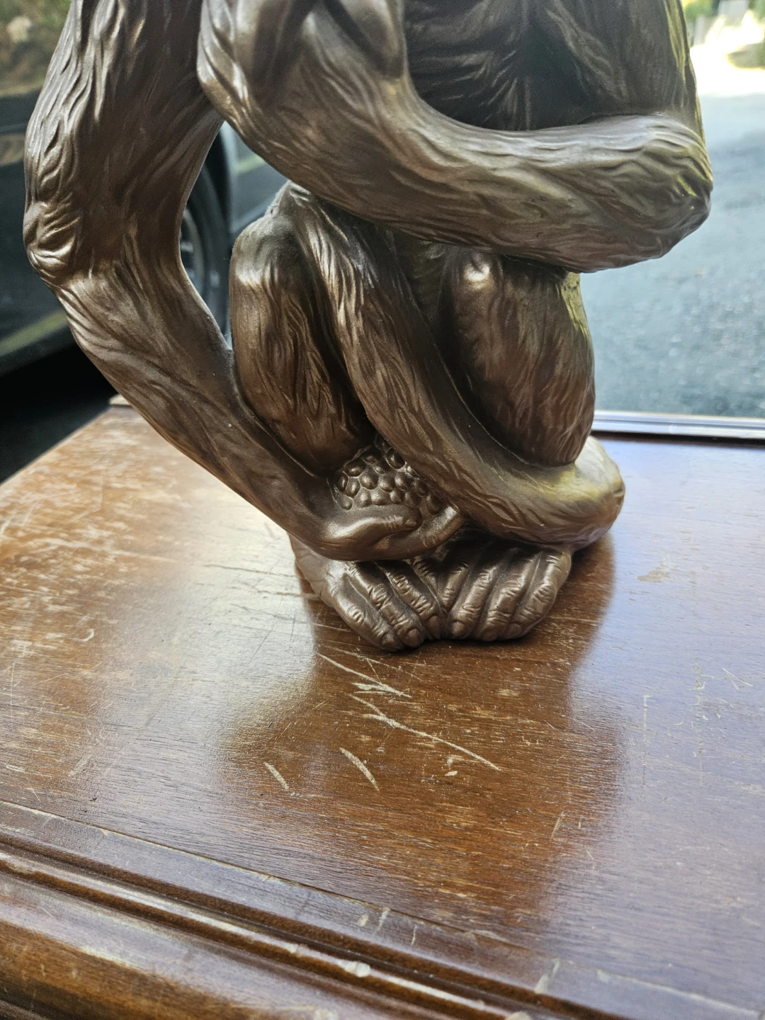 Bronze-tone monkey figurine - photo 3