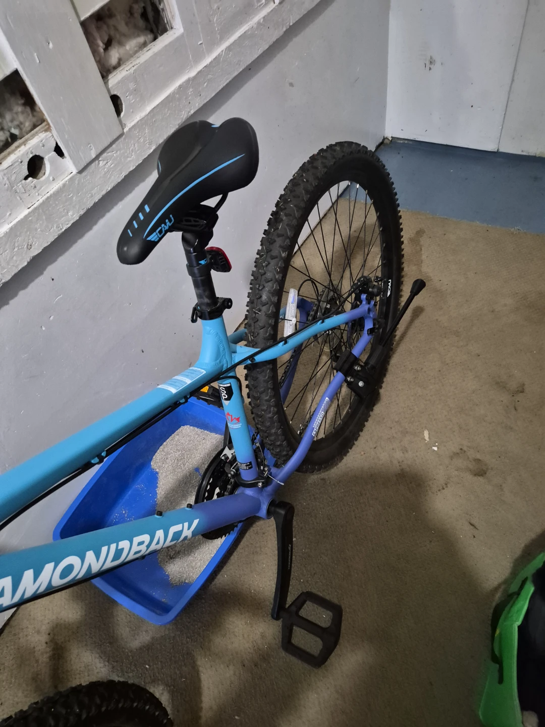 Diamondback Mountain Bike - photo 2