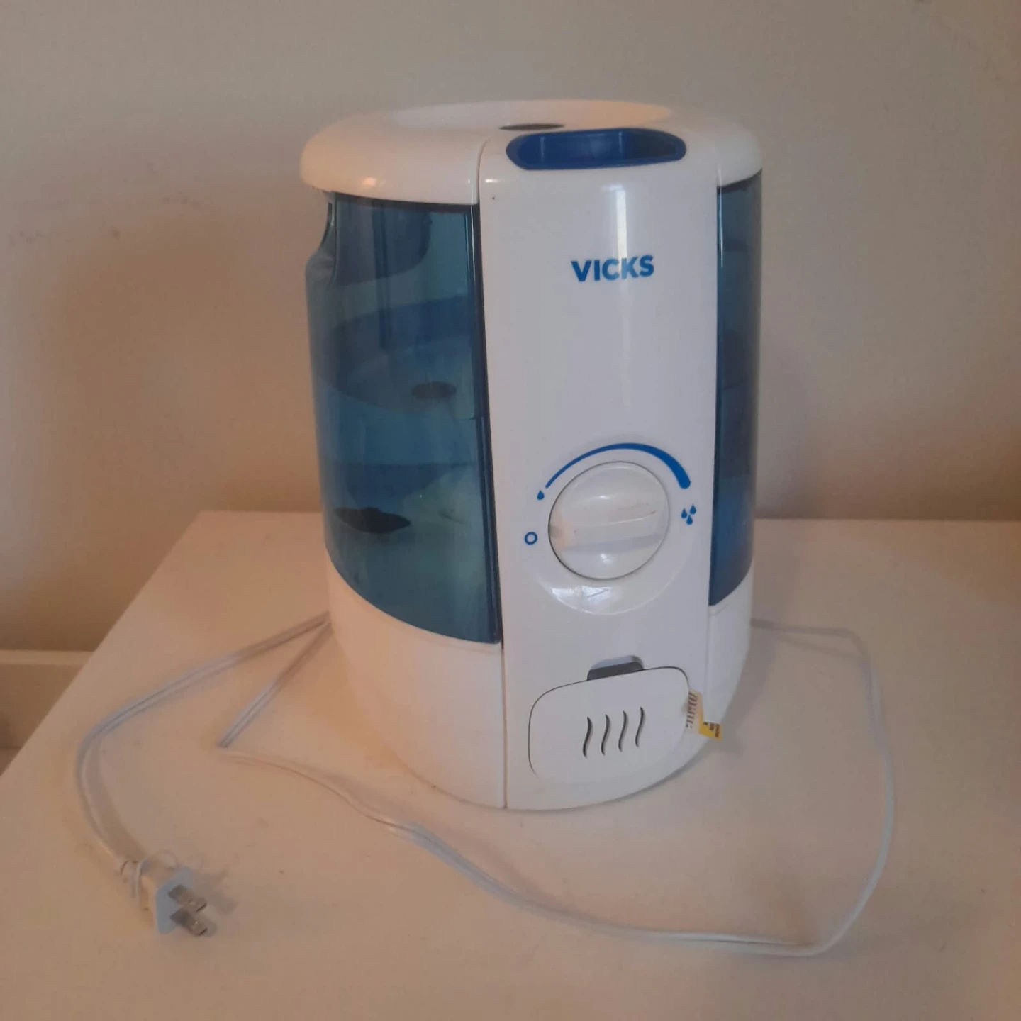 Vicks VUL600C CoolRelief Ultrasonic Humidifier - photo 2