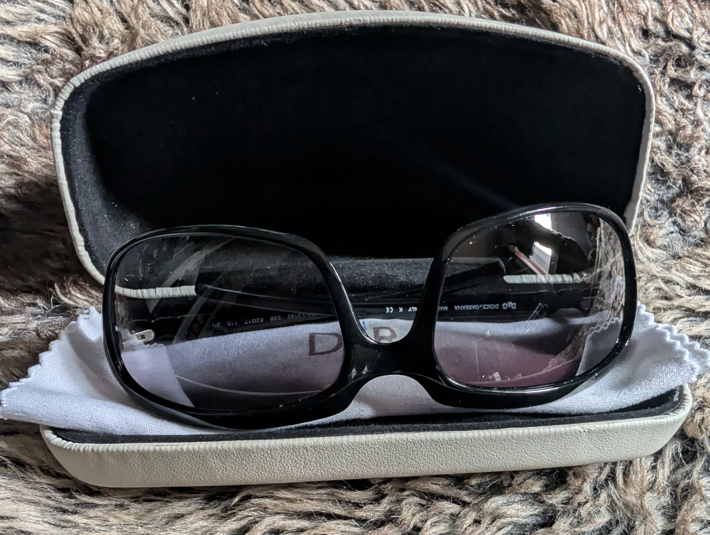 PRISTINE Vintage Y2K D&G 2192 Sunglasses - Full Set