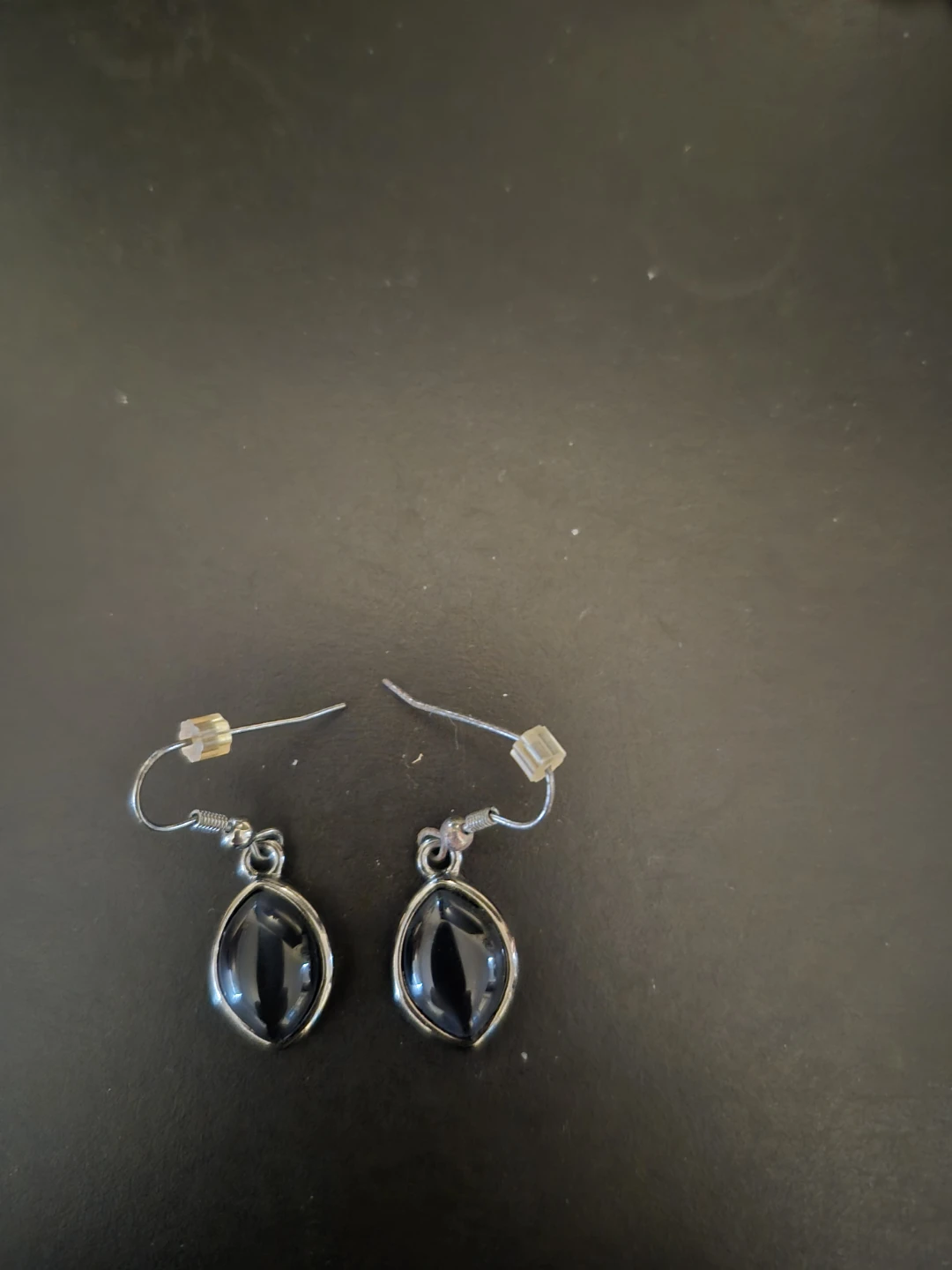 Black Stone Drop Earrings🏈