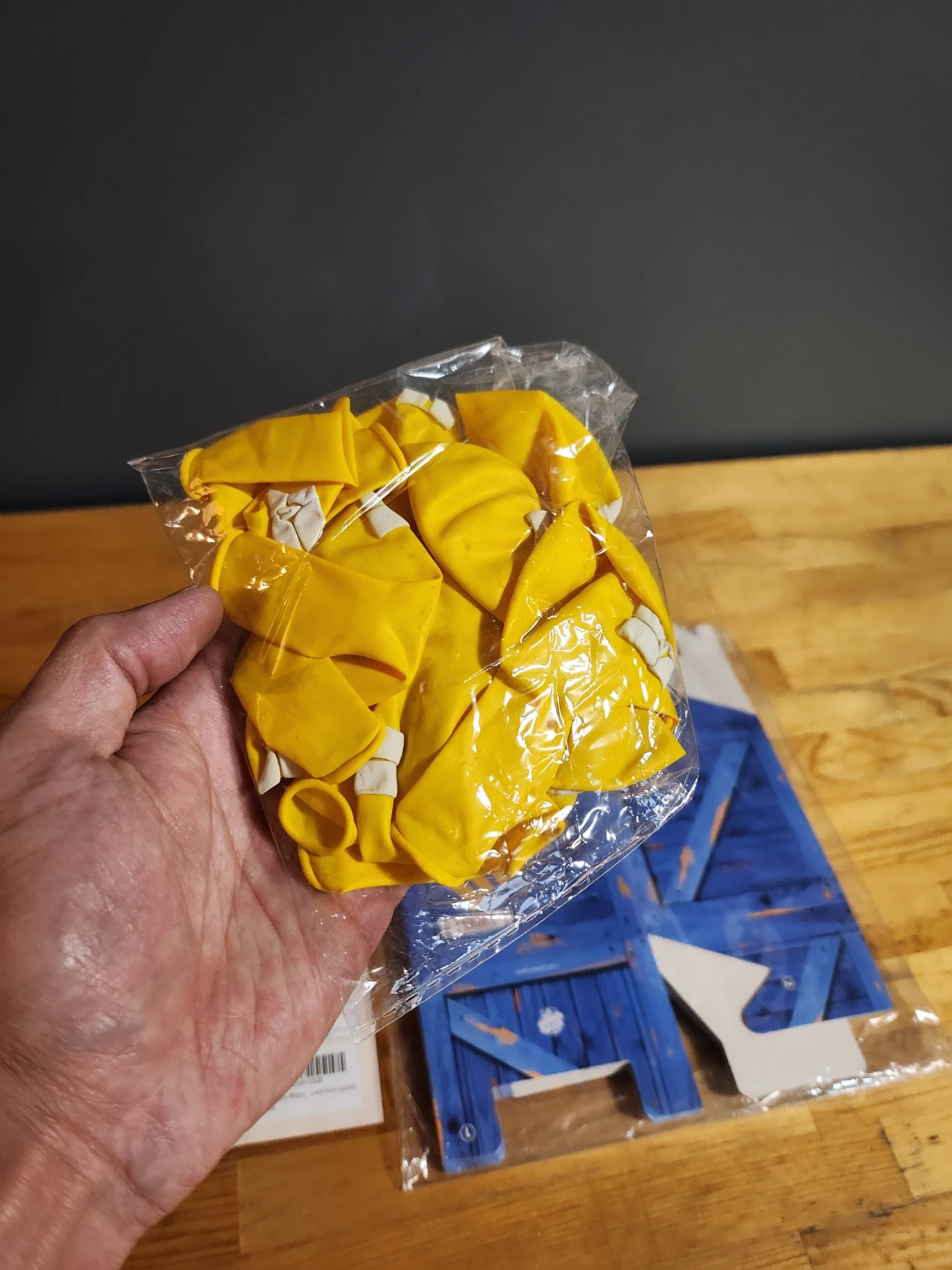 Supply Drop Party Favors Loot Boxes *(Open Package)* 🏈 - photo 3
