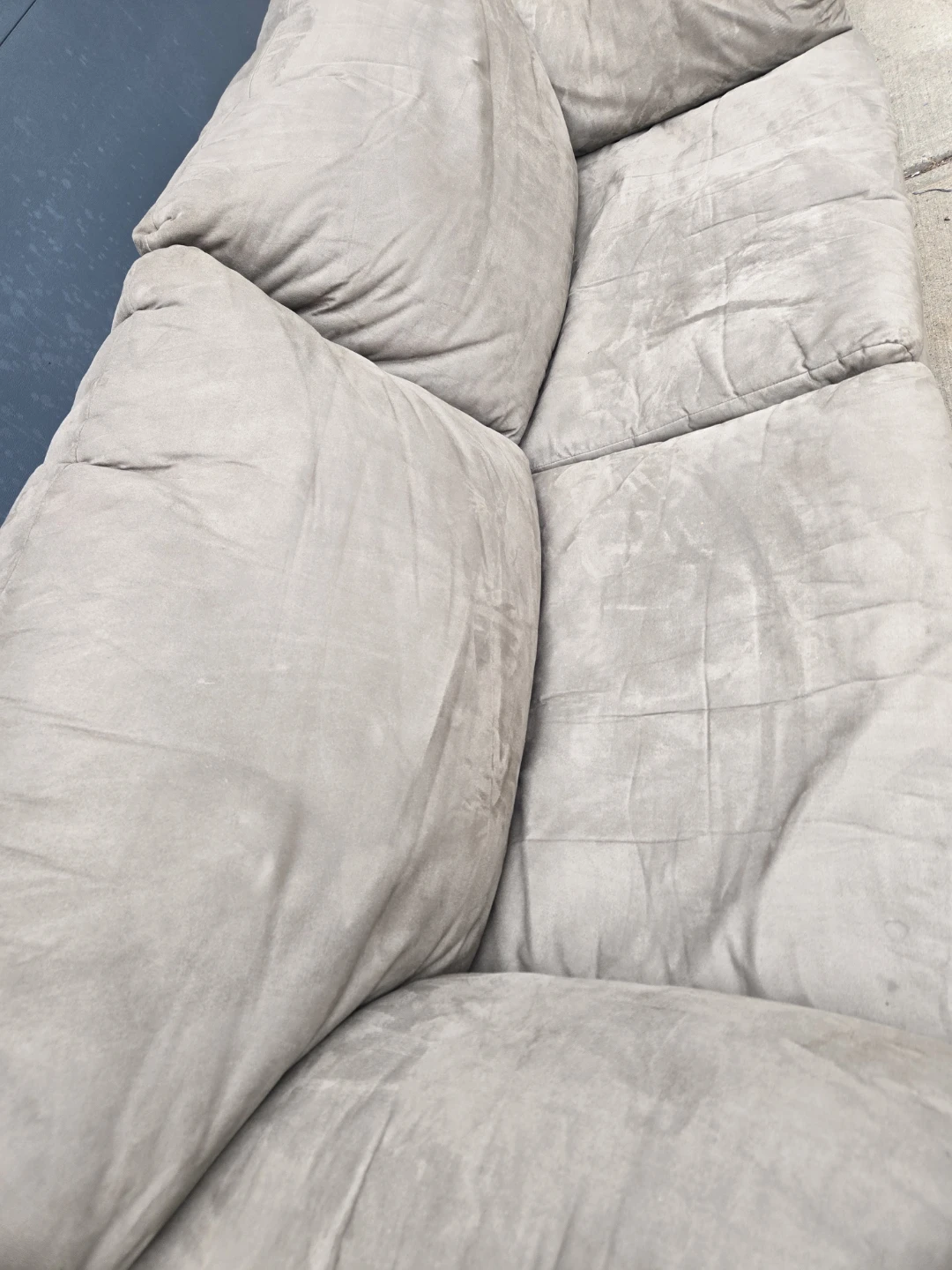 Lazyboy couch and love seat - photo 2