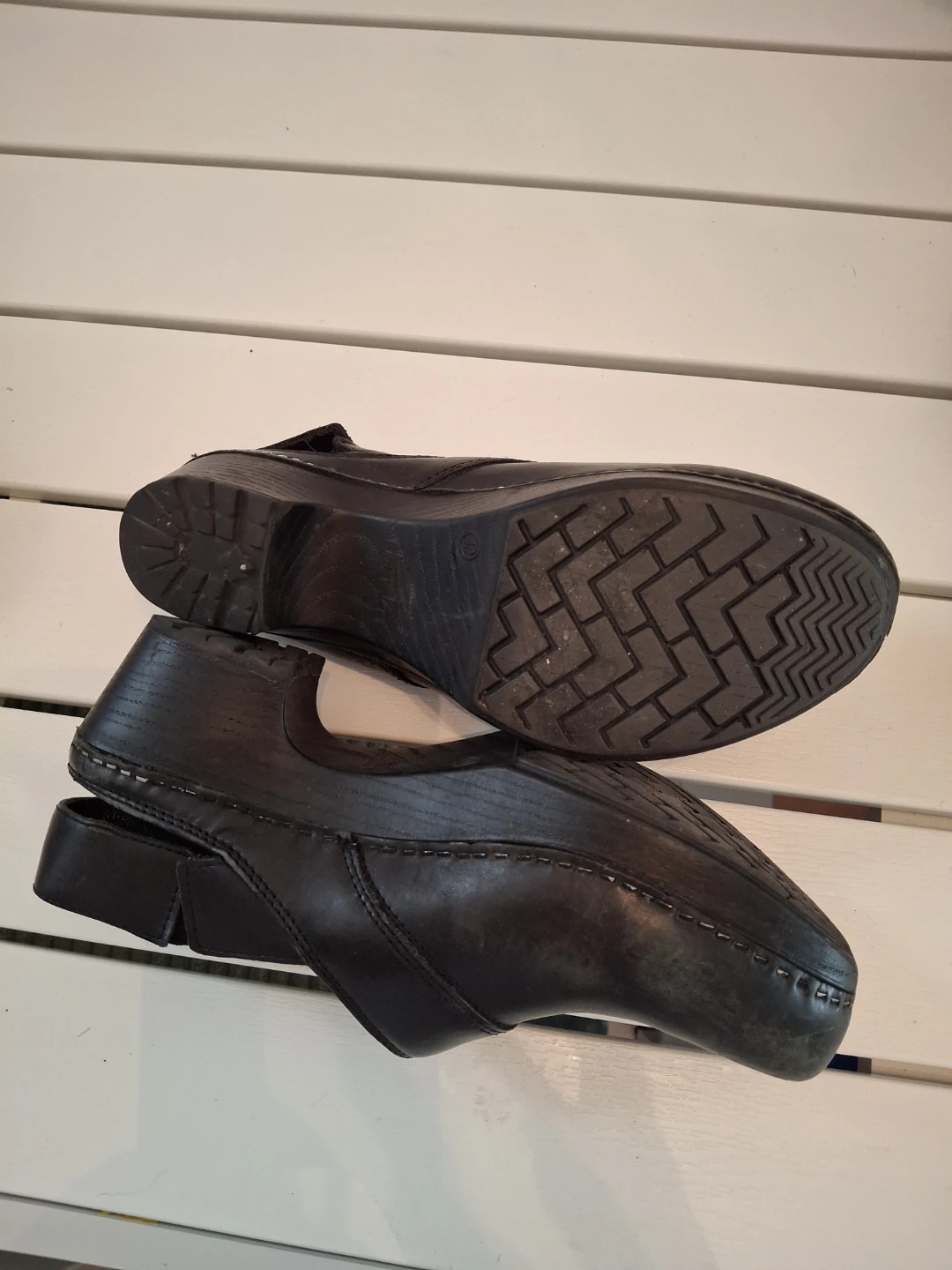 Dansko Black Leather Clogs - photo 2