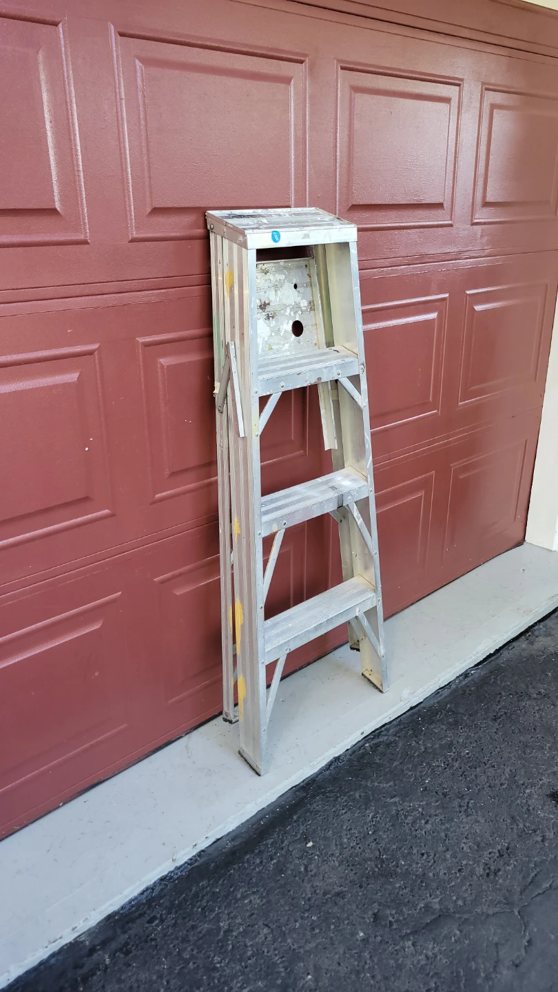 Multi and step aluminum ladders - photo 5