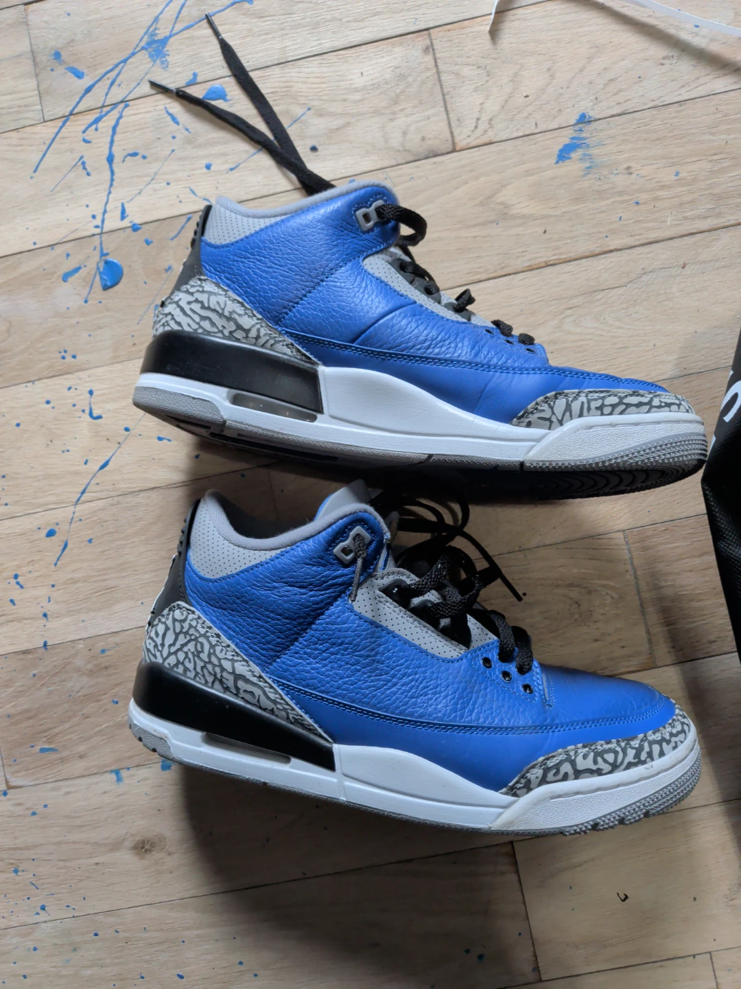 r Jordan 3 Retro "Varsity Royal" (Blue Cement) - photo 2