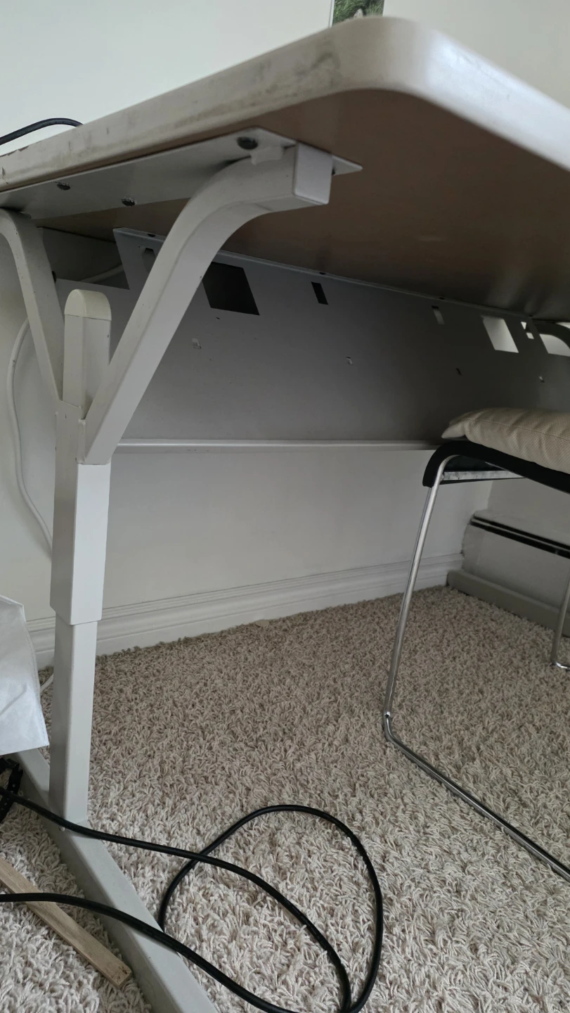 White Adjustable Height Desk - photo 4
