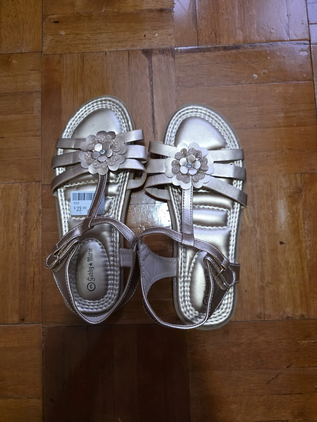 Gabby Marie Gold Flower Sandals Size 3