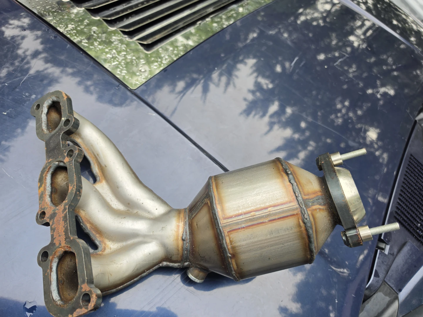 Replacement Exhaust Manifold with Catalytic Converter