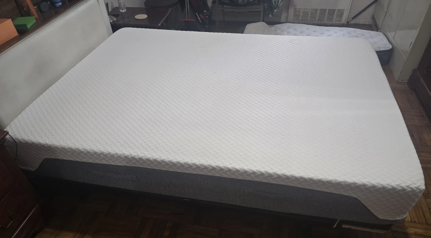 Queen Size Memory Foam Mattress